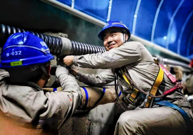 �й�����������(304am-VIP��֤)����-Official Platform