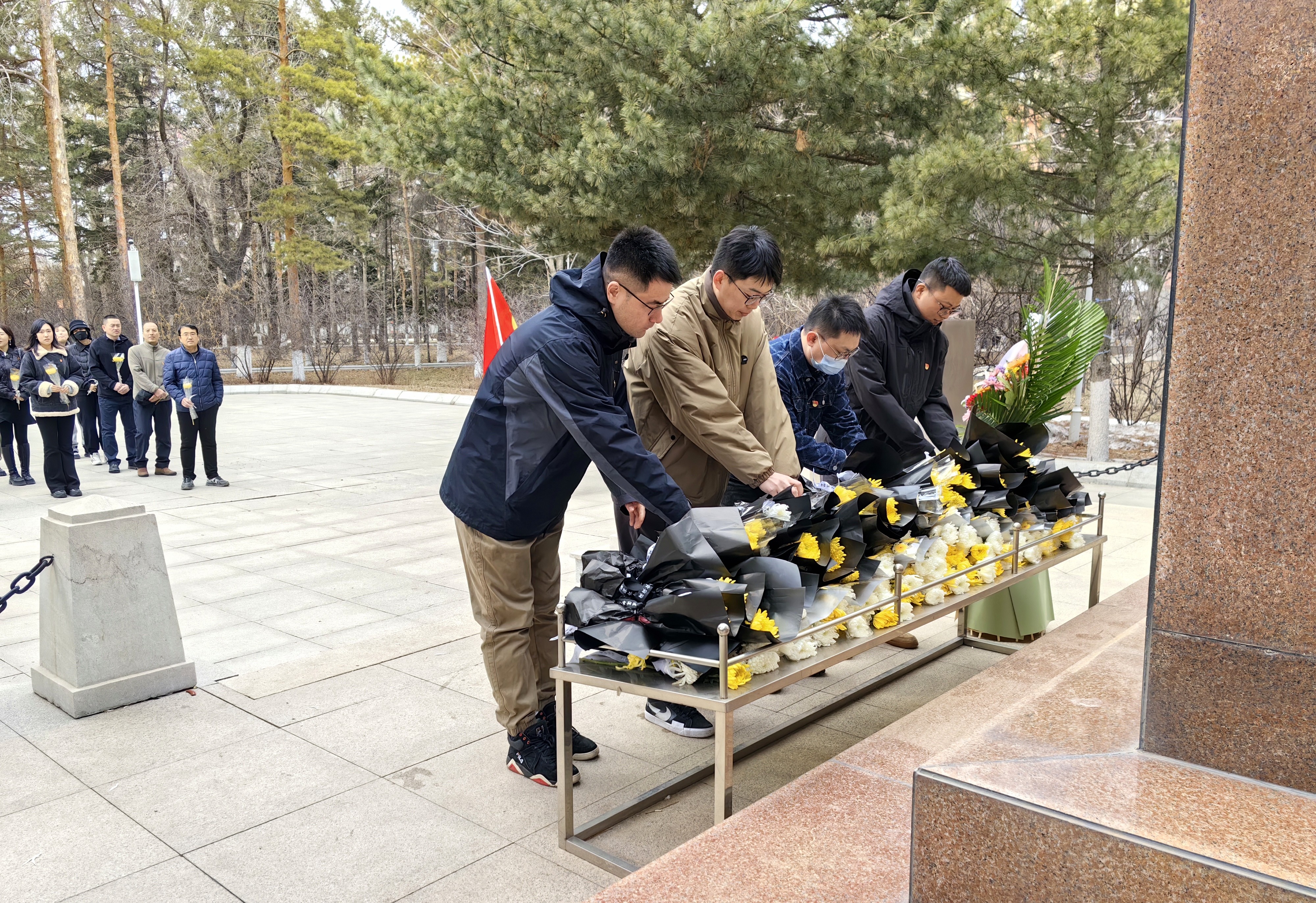 1712036553803051425.jpg 凝心铸魂 传承红色精神 (6)_副本.jpg