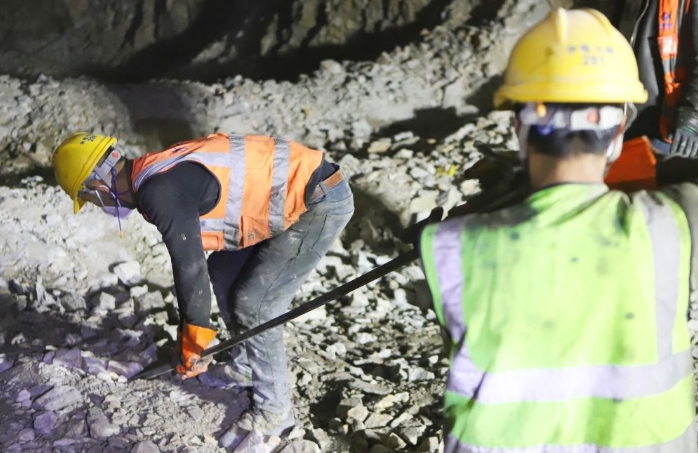 1704272279522029009.png 微信截图_20240103170257.png