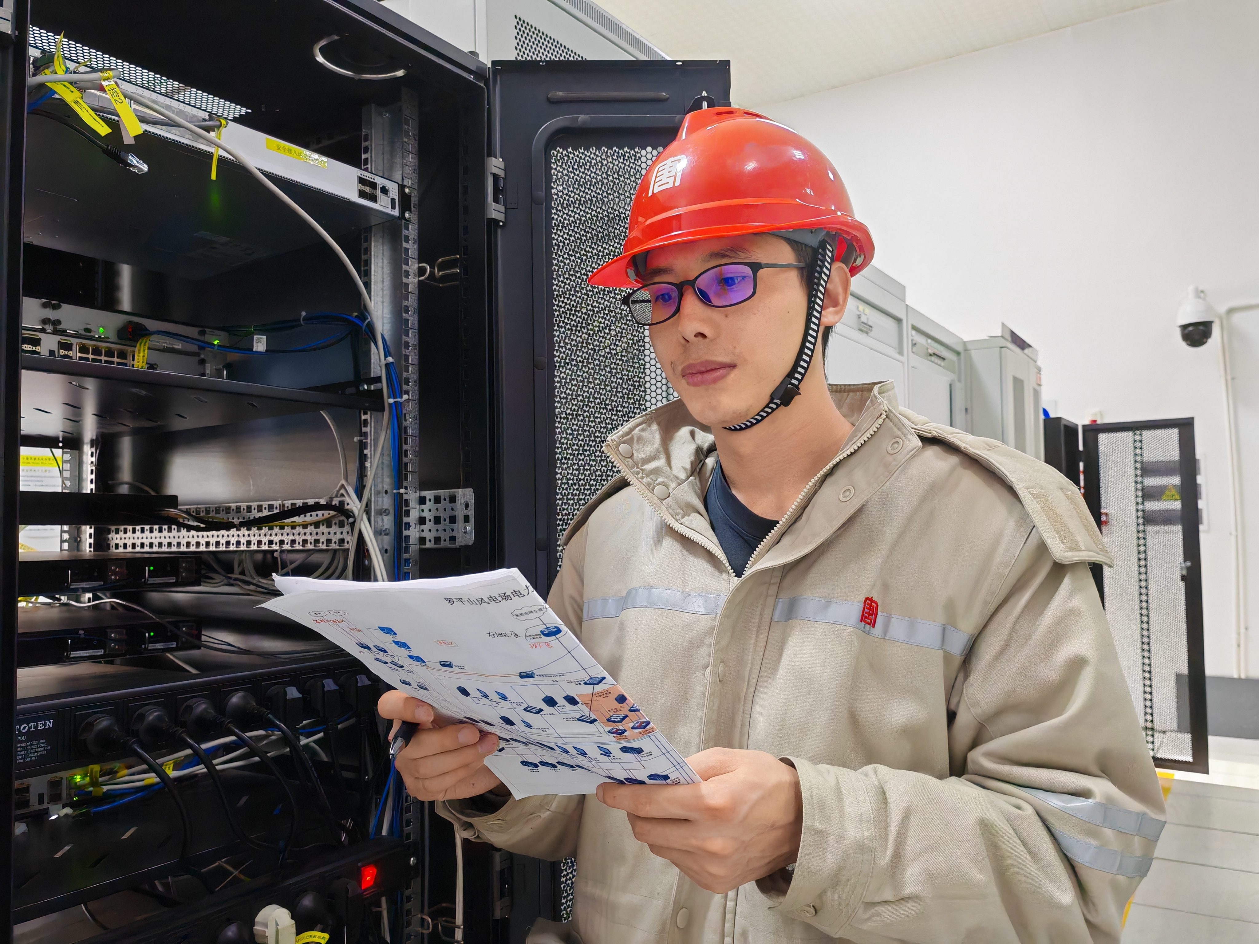 1723001039259042163.jpg 【斗争的304永利集团唯一人】滇西新能源事业部:一名科醇的斗争故事.jpg